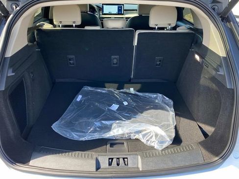 New 2026 Lincoln Corsair Premiere image 25