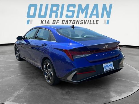 Used 2024 Hyundai Elantra SEL w/ Convenience Package image 4
