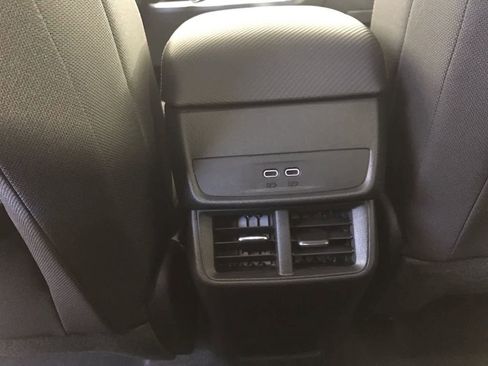 New 2026 Chevrolet Equinox LT w/ Midnight Edition image 36