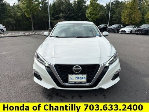 Used 2021 Nissan Altima 2.5 SV AWD/4WD image 2