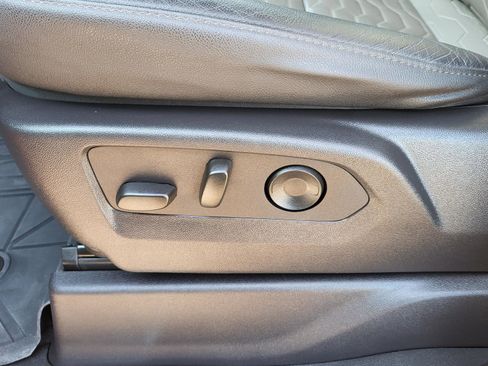 Used 2024 Chevrolet Silverado 1500 ZR2 w/ Technology Package image 17