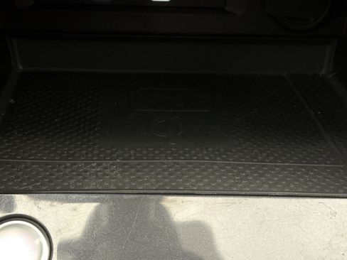 Used 2022 Volkswagen Tiguan SE image 16