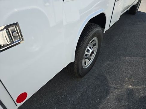 New 2024 GMC Sierra 3500 Pro w/ Convenience Package image 10