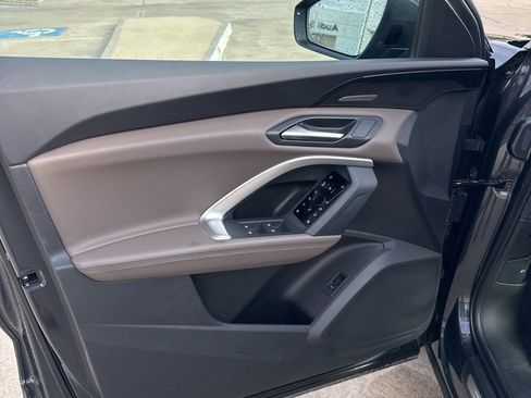 Used 2025 Audi Q5 Premium Plus w/ Premium Plus image 7