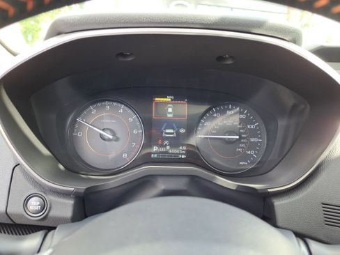 Used 2022 Subaru Crosstrek 2.0i Premium w/ Moonroof Package image 14