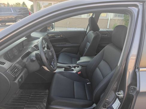 Used 2015 Honda Accord Sport image 8