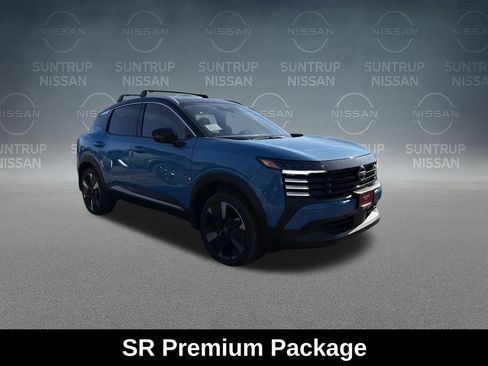 Used 2026 Nissan Kicks SR w/ SR Premium Package FWD image 9