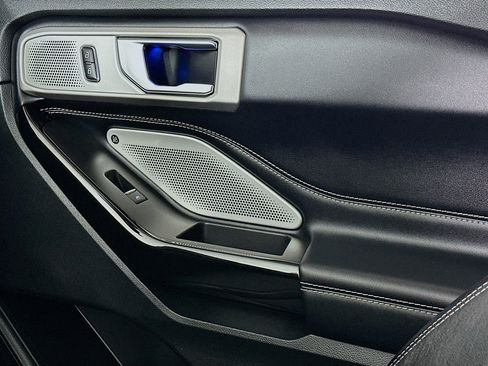 Used 2021 Ford Explorer ST w/ Equipment Group 401A image 17