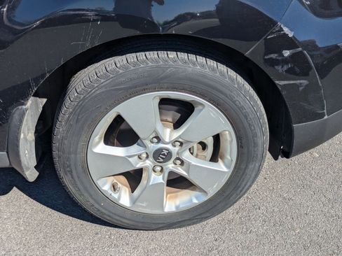 Used 2018 Kia Soul image 28