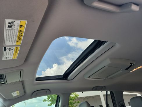 Used 2019 Honda Pilot Touring image 22
