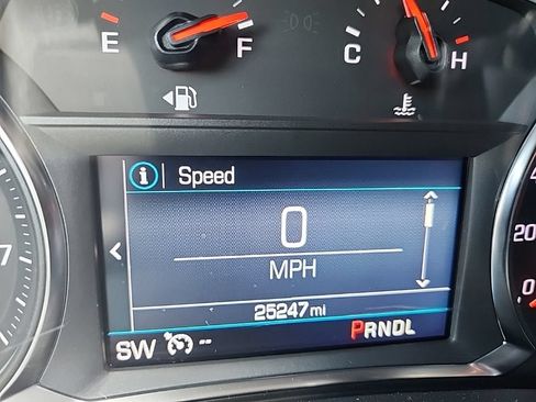 Used 2024 Chevrolet Equinox LT AWD/4WD image 16