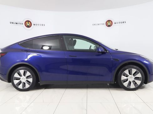 Used 2020 Tesla Model Y Long Range image 2