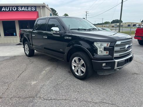 Used 2016 Ford F150 Platinum w/ Equipment Group 701A Luxury AWD/4WD image 5