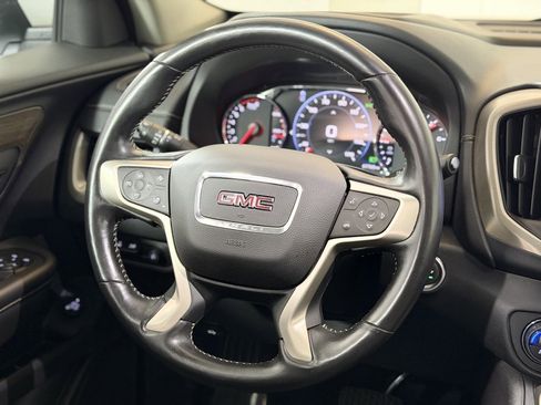 Used 2022 GMC Terrain Denali image 12