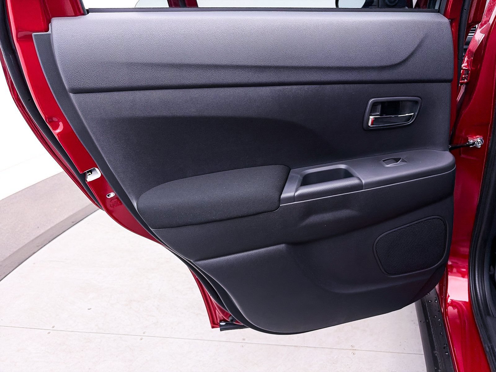 Used 2026 Mitsubishi Outlander Sport LE AWD/4WD image 19