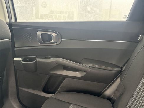 New 2026 Kia Sorento LX image 24