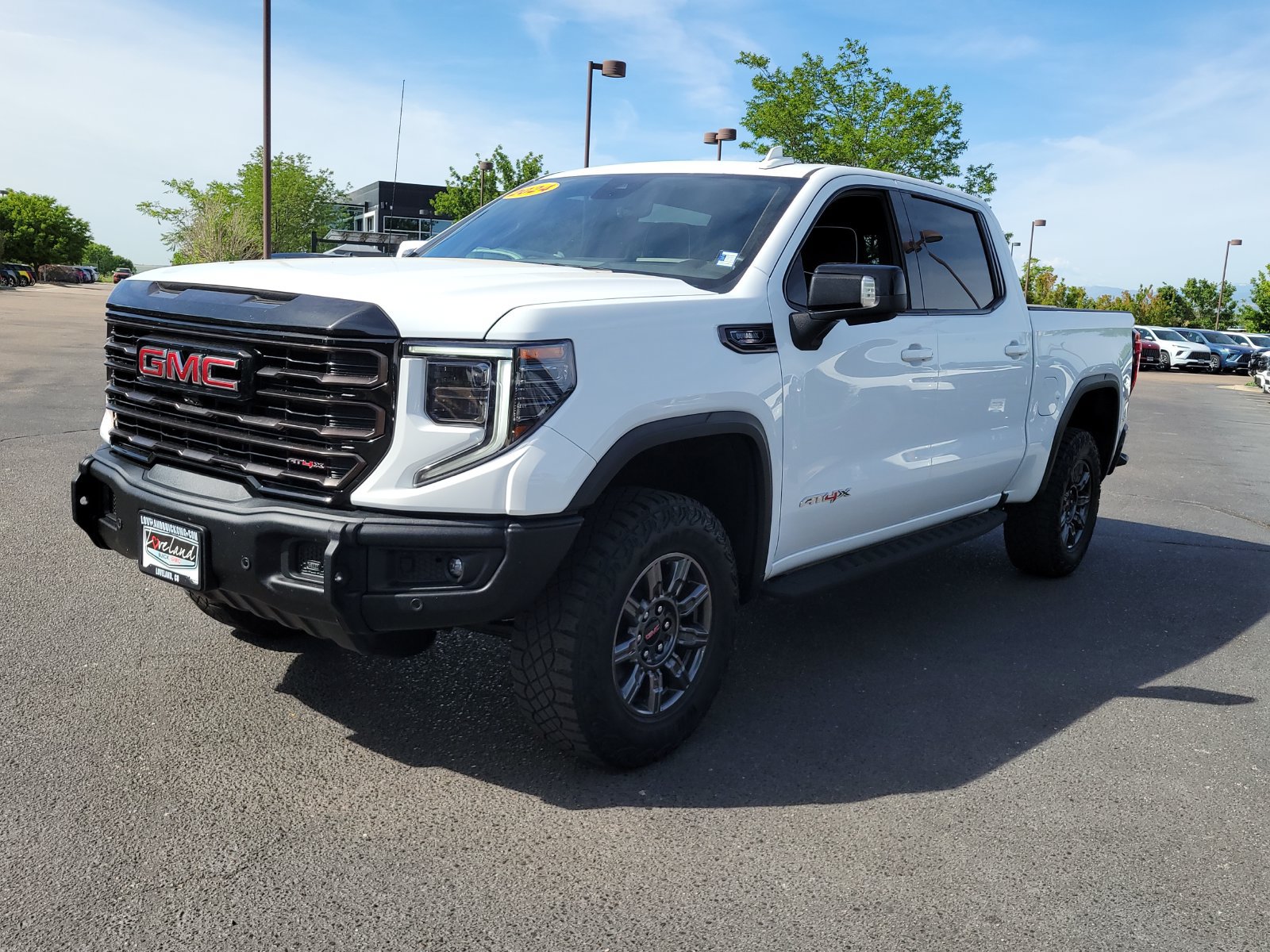 Used 2024 GMC Sierra 1500 AT4X AWD/4WD image 4