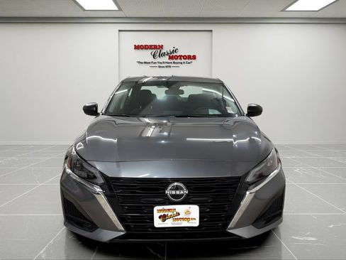 Used 2025 Nissan Altima 2.5 SV FWD image 8
