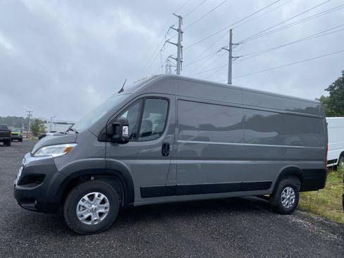 Used 2025 RAM ProMaster 3500 w/ Quick Order Package 22H SLT+ FWD image 8
