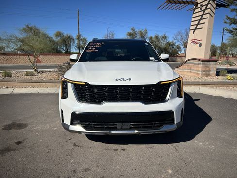 Certified 2025 Kia Sorento SX Prestige image 8