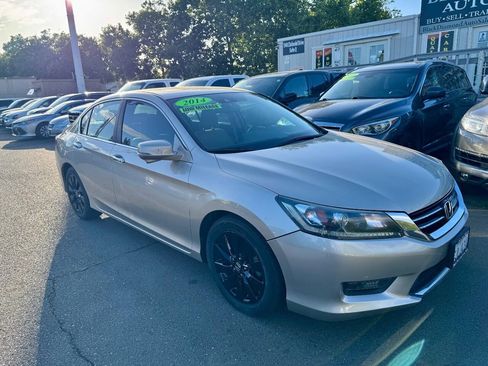 Used 2014 Honda Accord EX-L image 2