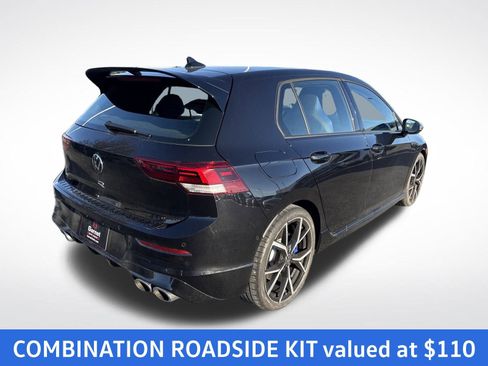 Certified 2023 Volkswagen Golf R image 5