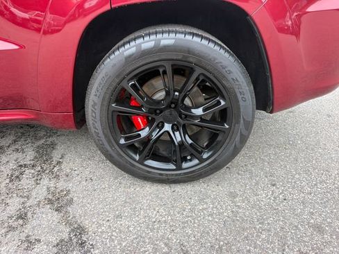 Used 2015 Jeep Grand Cherokee SRT AWD/4WD image 29