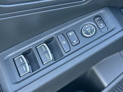 Certified 2025 Honda Accord LX image 12