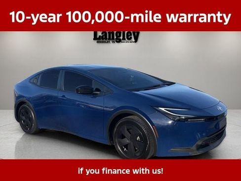 Used 2025 Toyota Prius LE FWD image 9