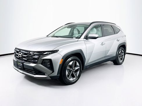 Used 2025 Hyundai Tucson SEL image 3