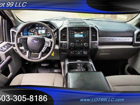 Used 2018 Ford F250 XLT w/ XLT Value Package AWD/4WD image 2