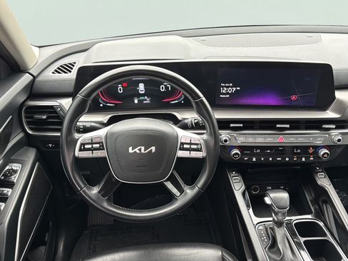 Used 2025 Kia Telluride S FWD image 18