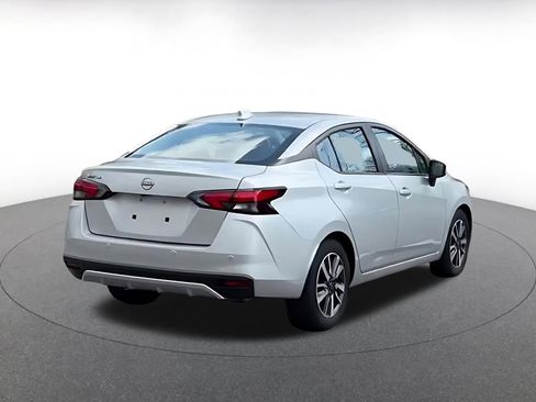 Used 2025 Nissan Versa SV FWD image 14