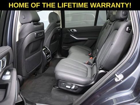 Used 2022 BMW X7 xDrive40i w/ Premium Package AWD/4WD image 37