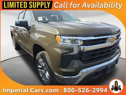 Used 2023 Chevrolet Silverado 1500 LT AWD/4WD image 1