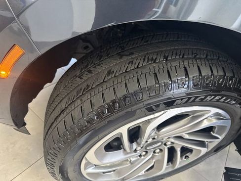 Used 2025 Lincoln Navigator Reserve AWD/4WD image 28