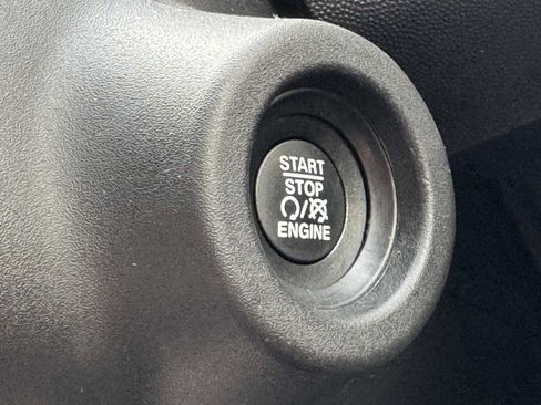 Used 2023 RAM ProMaster 2500 FWD image 33
