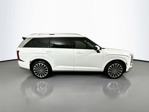 New 2027 Hyundai Palisade Calligraphy FWD image 4