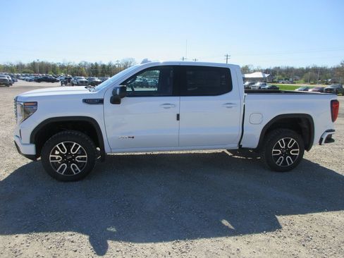 New 2026 GMC Sierra 1500 AT4 image 9