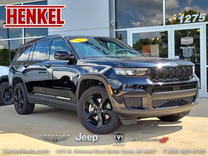 Used 2025 Jeep Grand Cherokee L Altitude