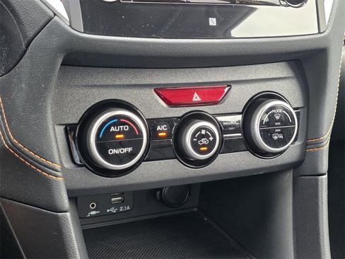 Used 2023 Subaru Crosstrek 2.5i Limited w/ Moonroof Package image 22