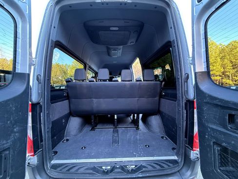 Used 2019 Mercedes-Benz Sprinter 1500 image 14