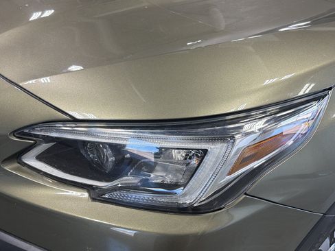Used 2020 Subaru Outback Limited AWD/4WD image 10