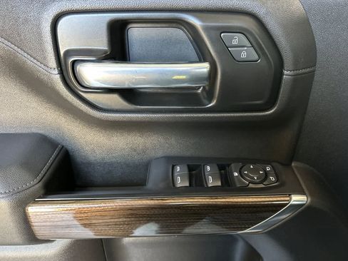 Used 2020 Chevrolet Silverado 1500 LT w/ All-Star Edition RWD image 15