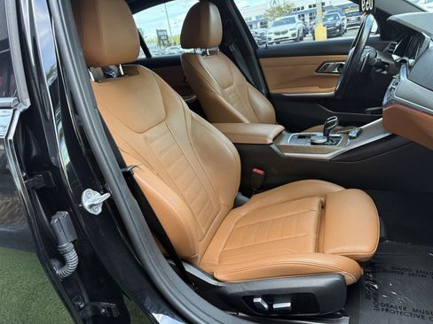 Used 2021 BMW 330i Sedan w/ Convenience Package RWD image 18