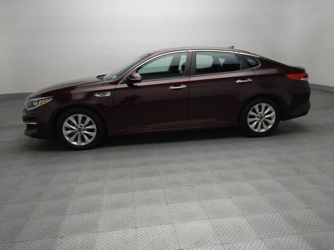 Used 2016 Kia Optima LX w/ Option Group 014 FWD image 2
