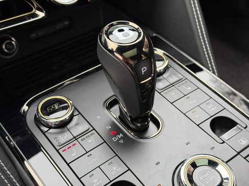 New 2026 Bentley Flying Spur Plug-In Hybrid image 28