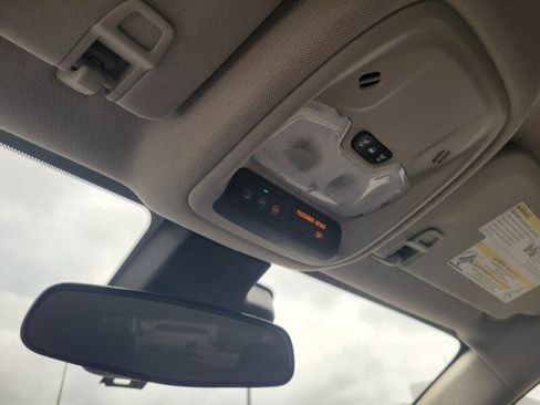 Used 2021 Buick Encore GX Select w/ Sport Touring Package FWD image 23