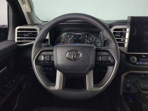 Used 2022 Toyota Tundra Limited AWD/4WD image 25