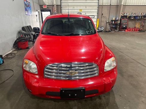 Used 2011 Chevrolet HHR LT w/ LT Preferred Equipment Group image 6